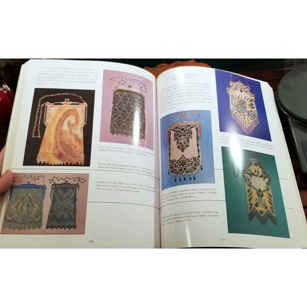 Fashions of the Roaring '20s by Ellie Laubner 1997 Paperback